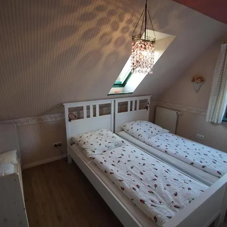 Linnea Holiday home